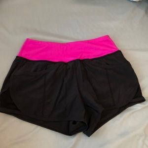 Express core performance running shorts w/ pockets